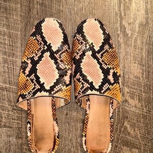 Madewell Mule flats| Snake printed